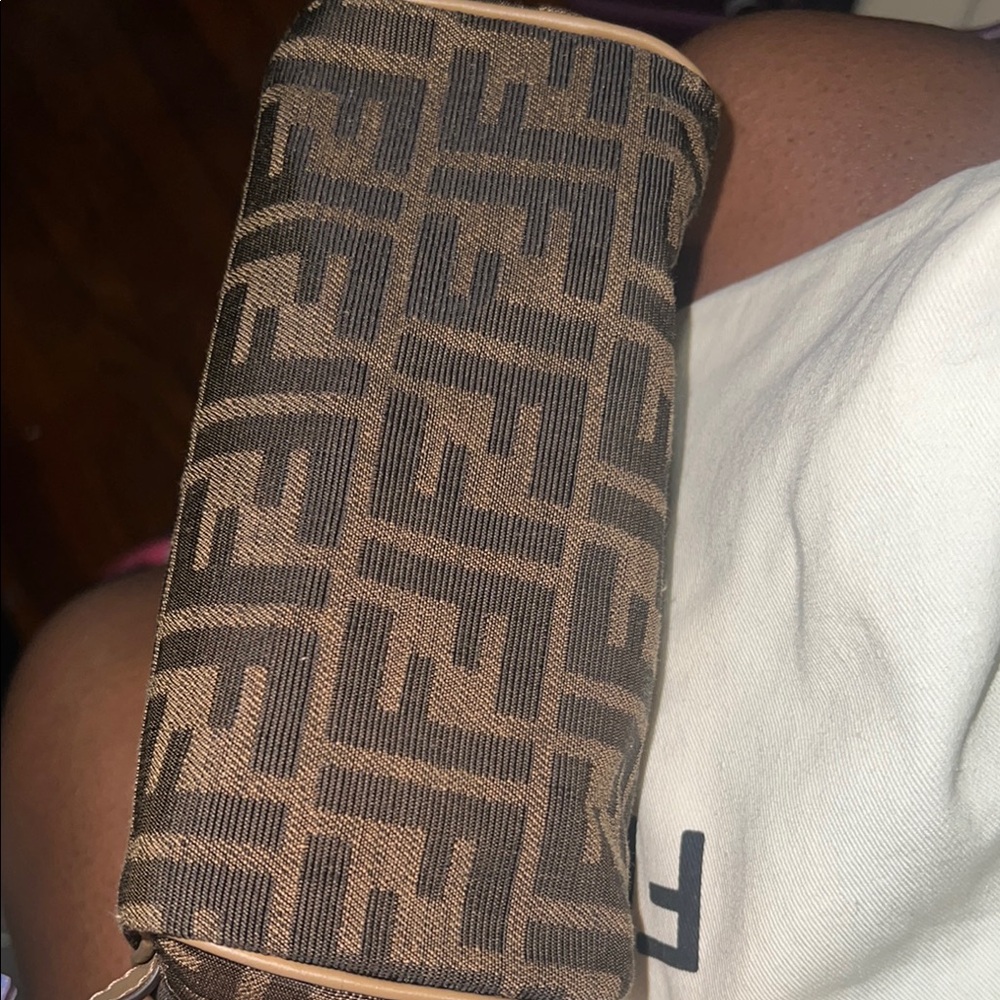 Authentic Fendi Brown Toiletry Bag  Monogram - Picture 9 of 11
